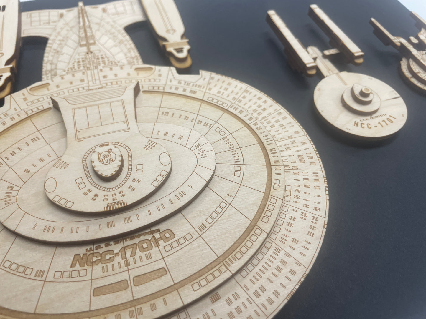 Hero Starship Model - Classic Trek