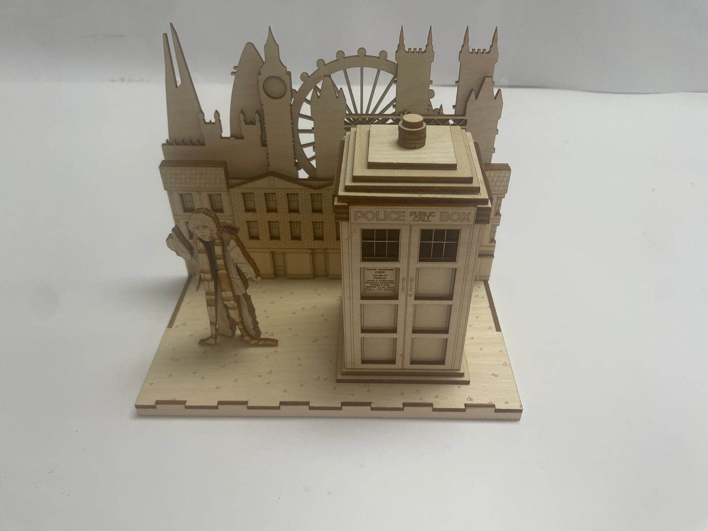 The Doctor Panorama - London - Wood model