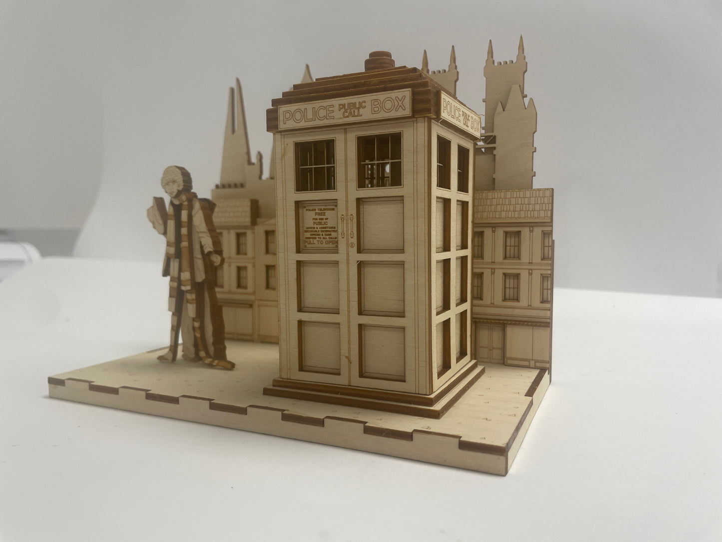 The Doctor Panorama - London - Wood model