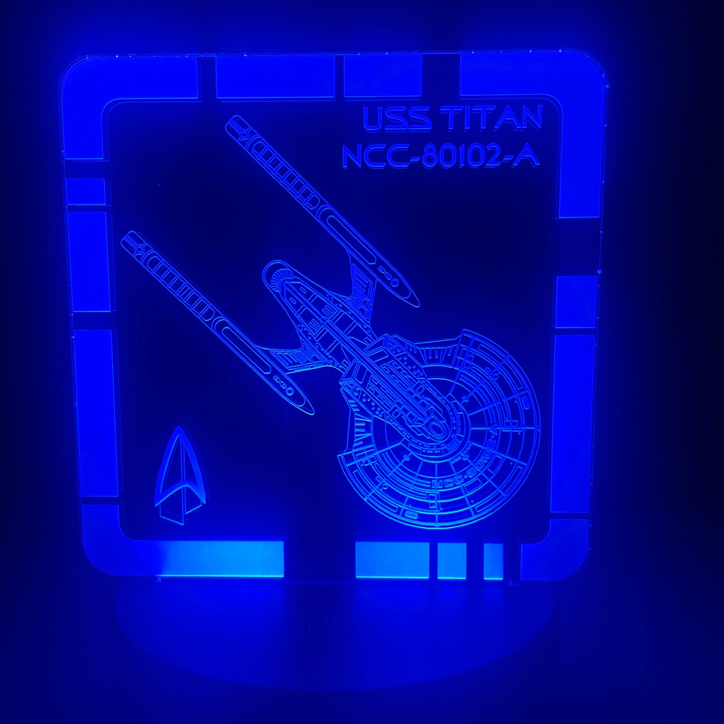 USS Titan-A - Plaque LED