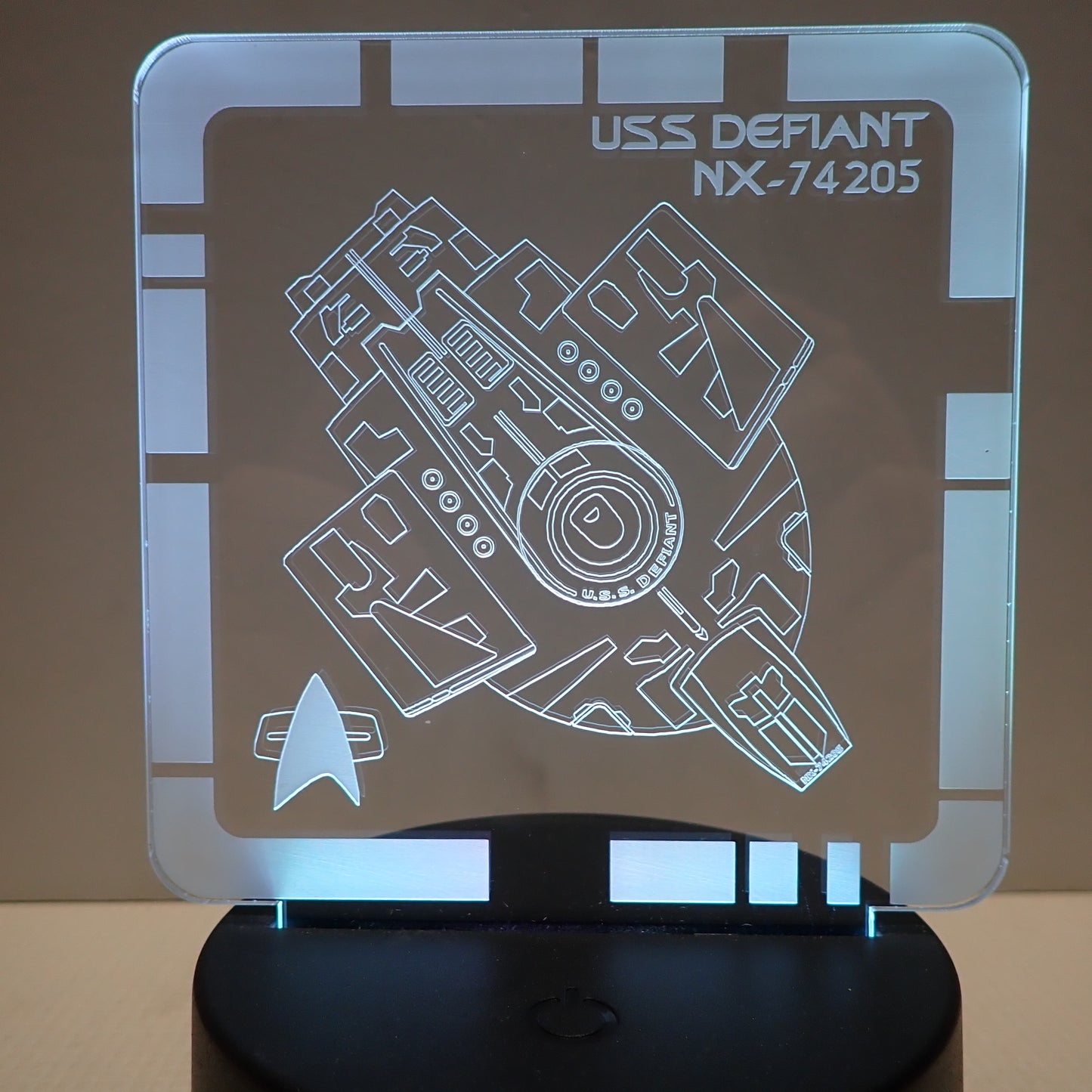 USS Defiant - Plaque LED