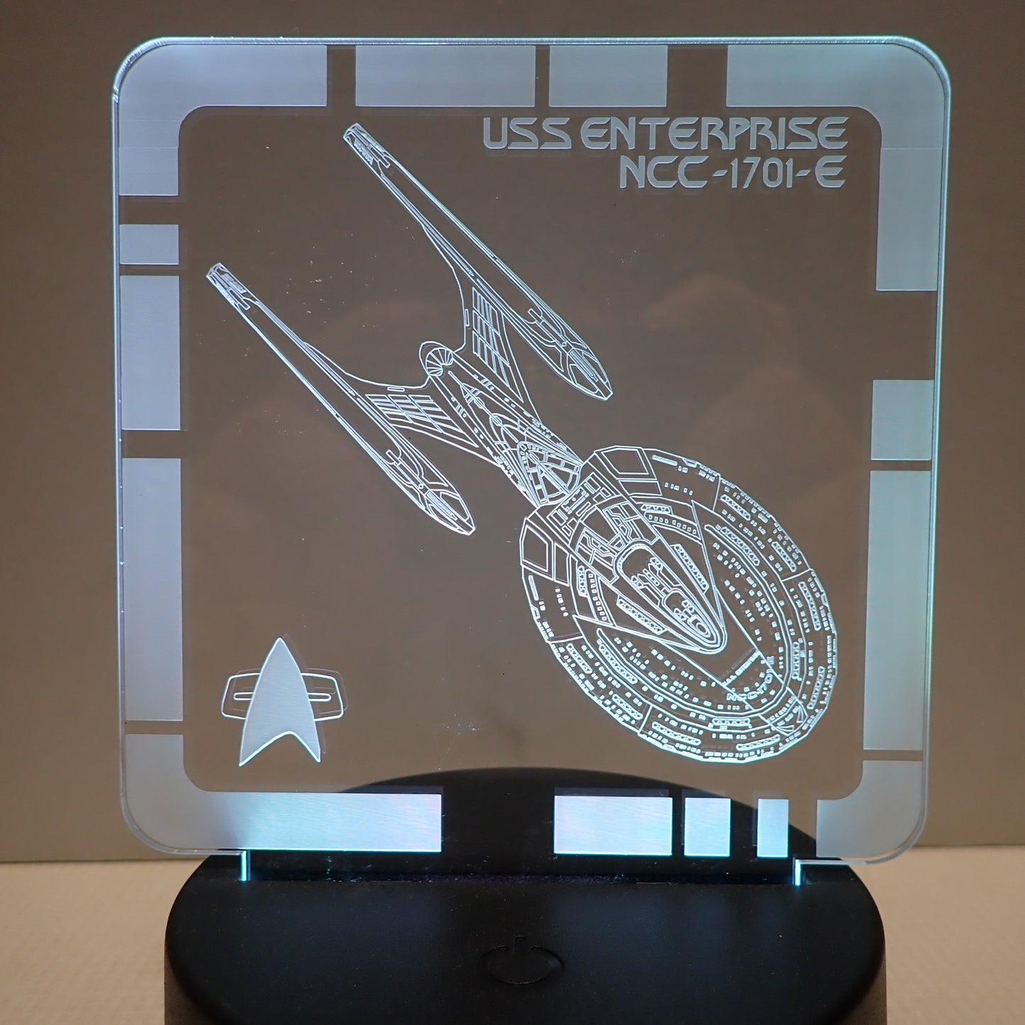USS Enterprise NCC-1701-E - Plaque LED