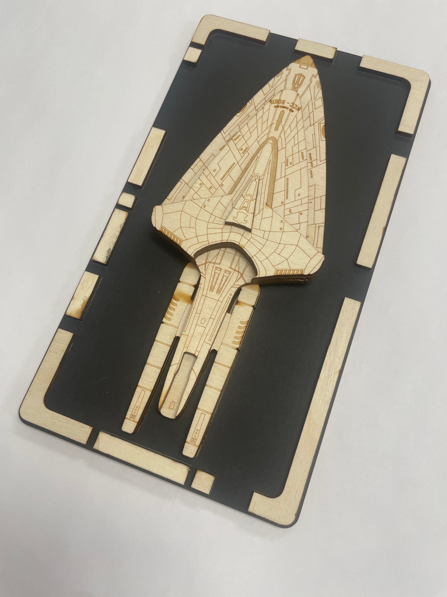 USS Dauntless (ST:Prodigy) - Wood Plaque