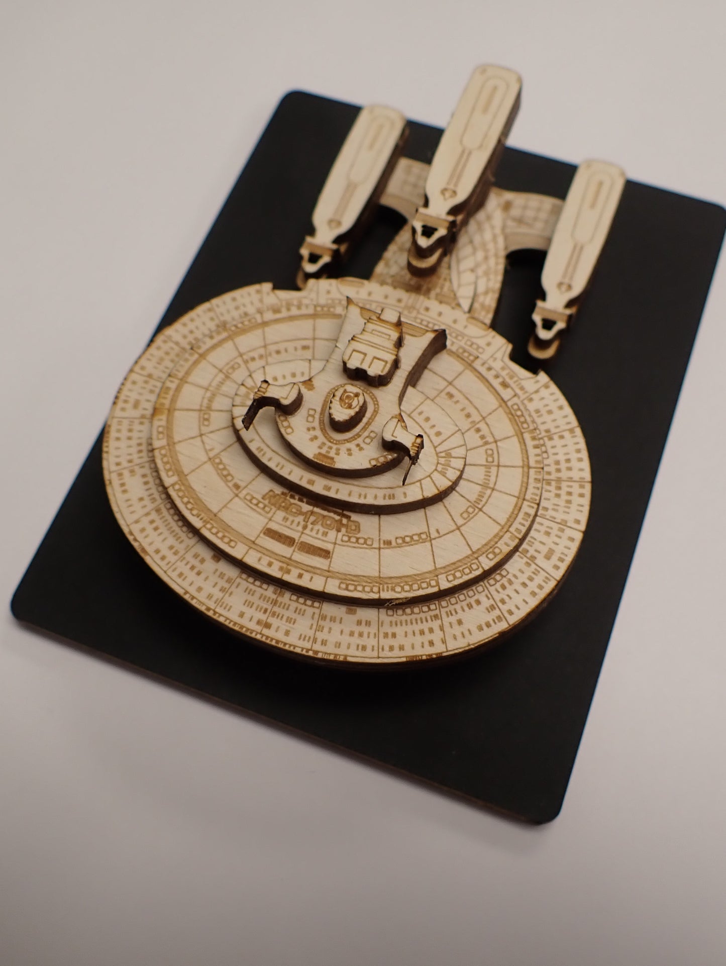 Galaxy Dreadnaught Class - Wood Mini Plaque