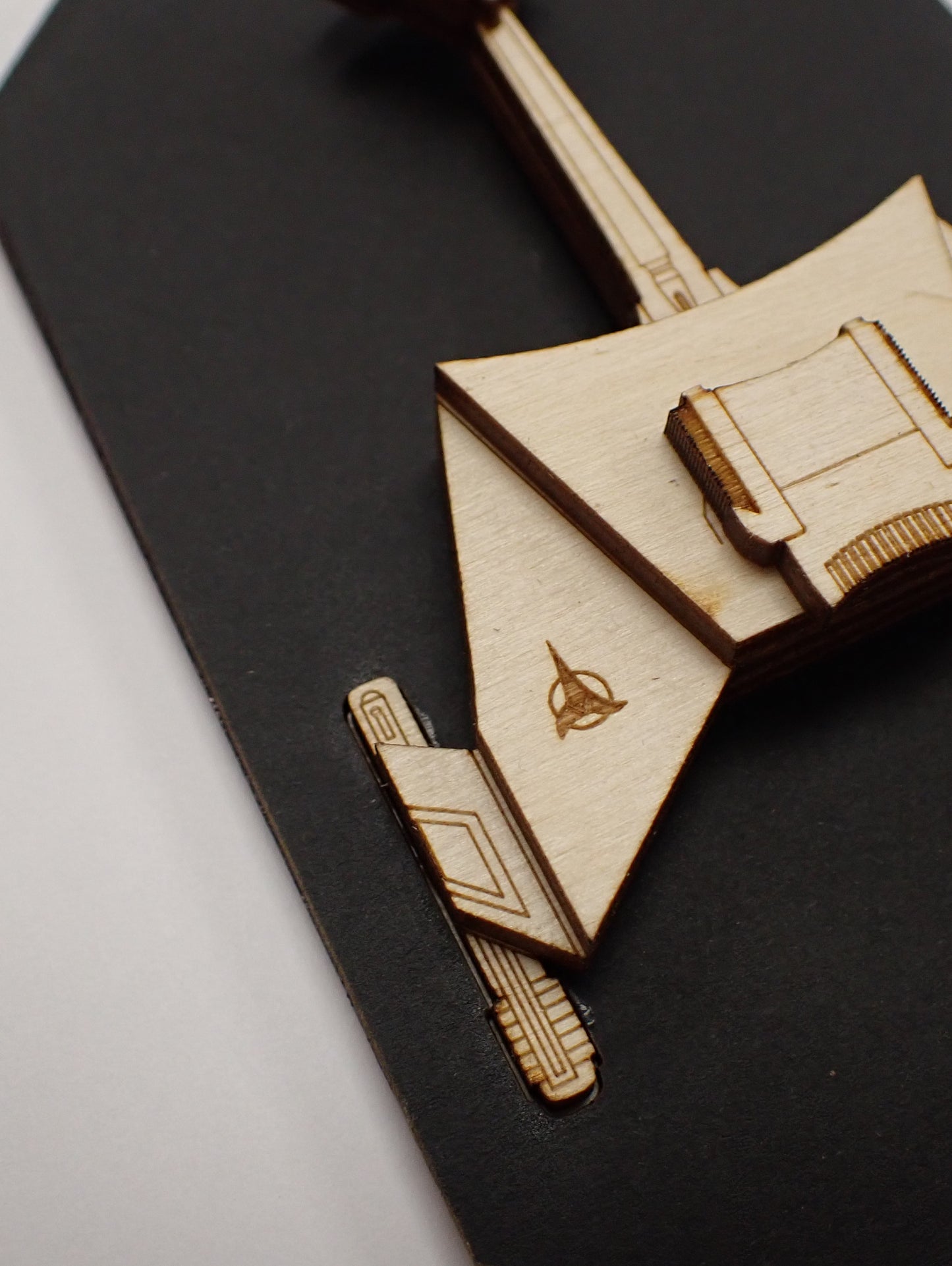 Klingon D-7 Battlecruiser - Wood Mini Plaque